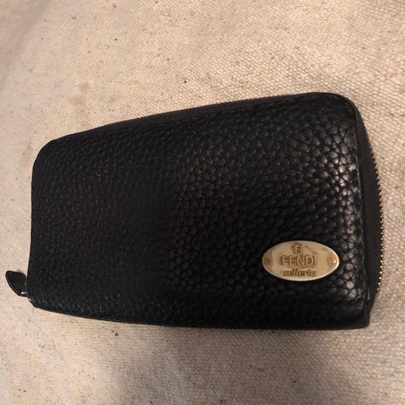 FENDI BLACK LEATHER WALLET, w/SERIAL NUMBER AT38134, zipper good - Picture 1 of 14